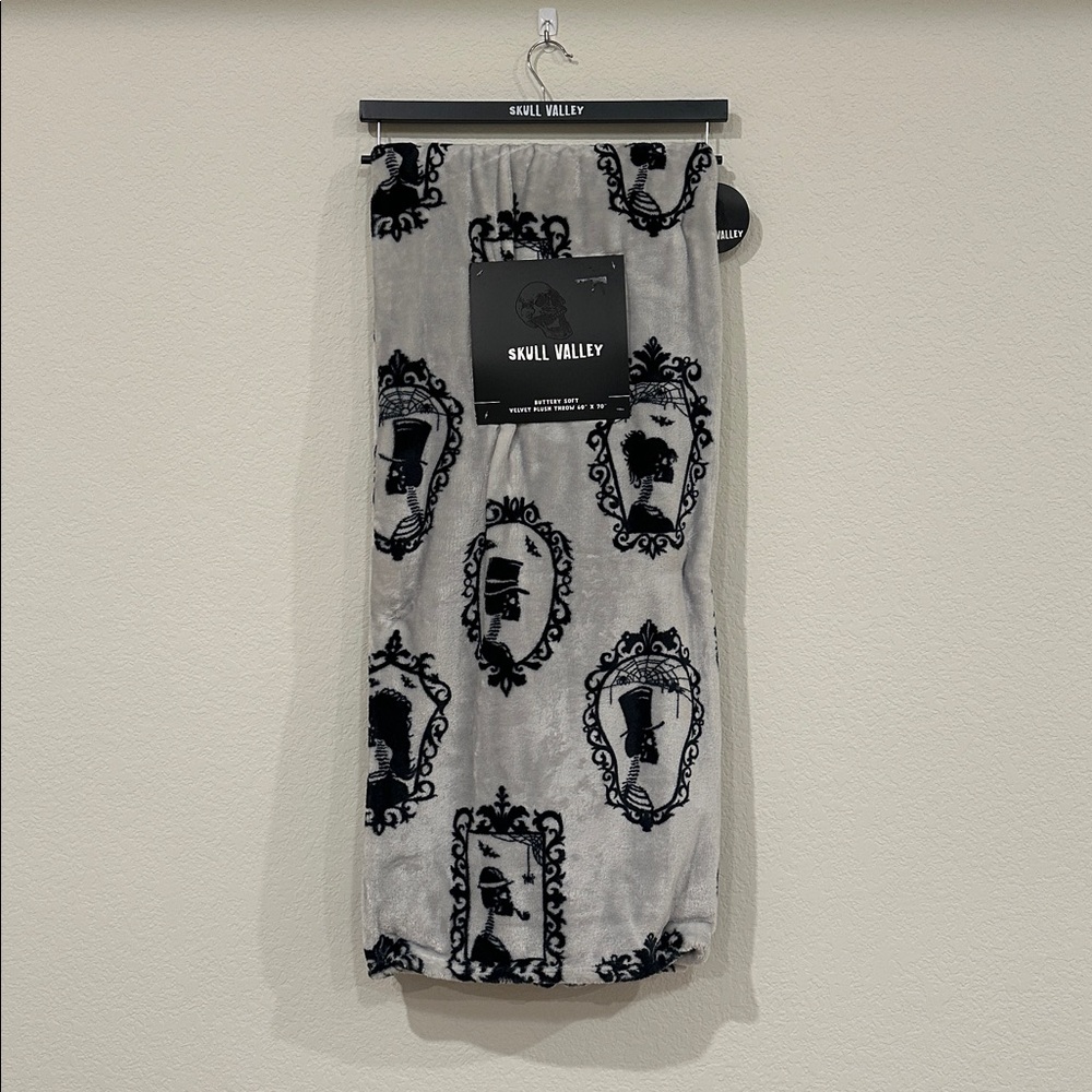 Skull Valley Halloween Velvet Throw Blanket